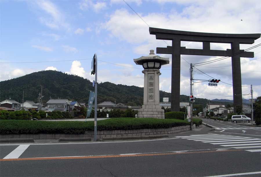 三輪山登拝の前に確かめること